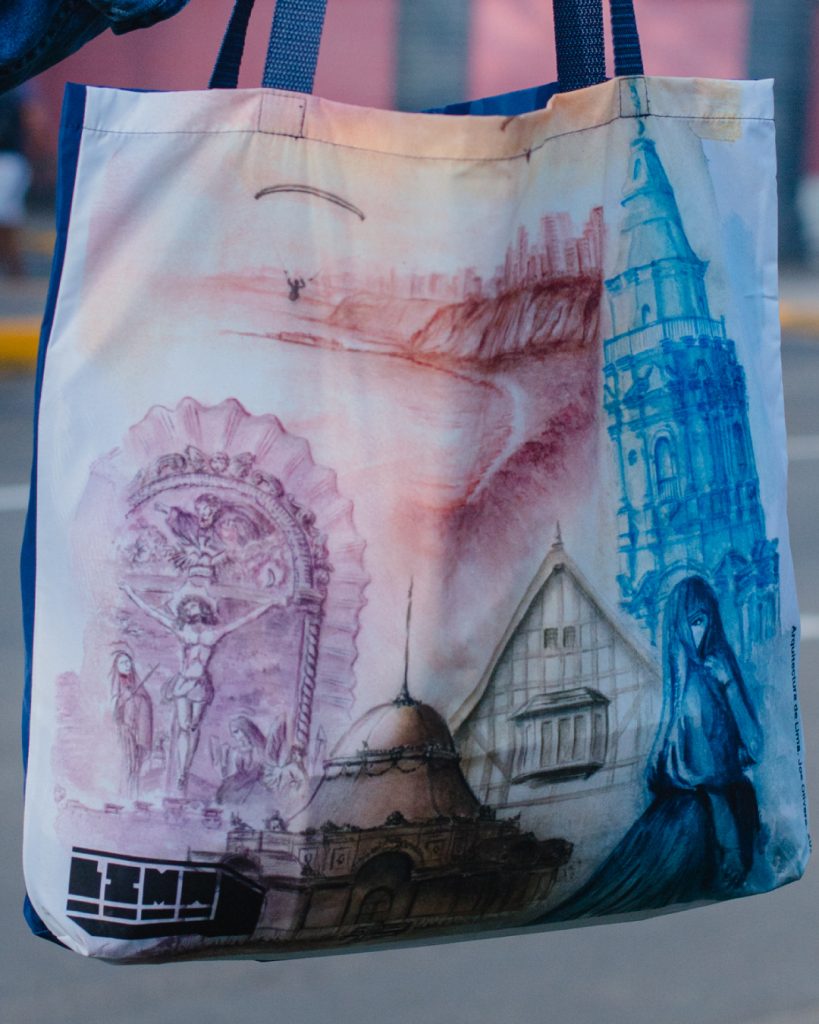 merch bolso arquitectura de lima